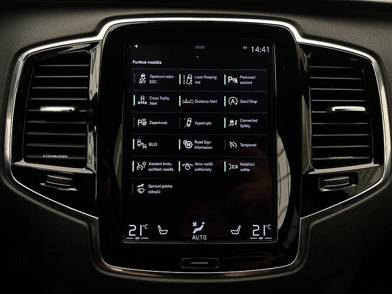 Volvo XC90 2.0 D5 4x4 Mommentum PRO - fotka 21 z 29
