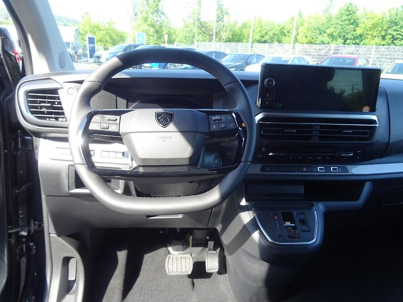 Peugeot Traveller (2025) Active L2 2.0 BHDi 180k EAT8 - fotka 3 z 38
