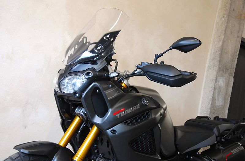 Yamaha XT 1200 Z Super Ténéré (2016) hezký stav - fotka 17 z 21