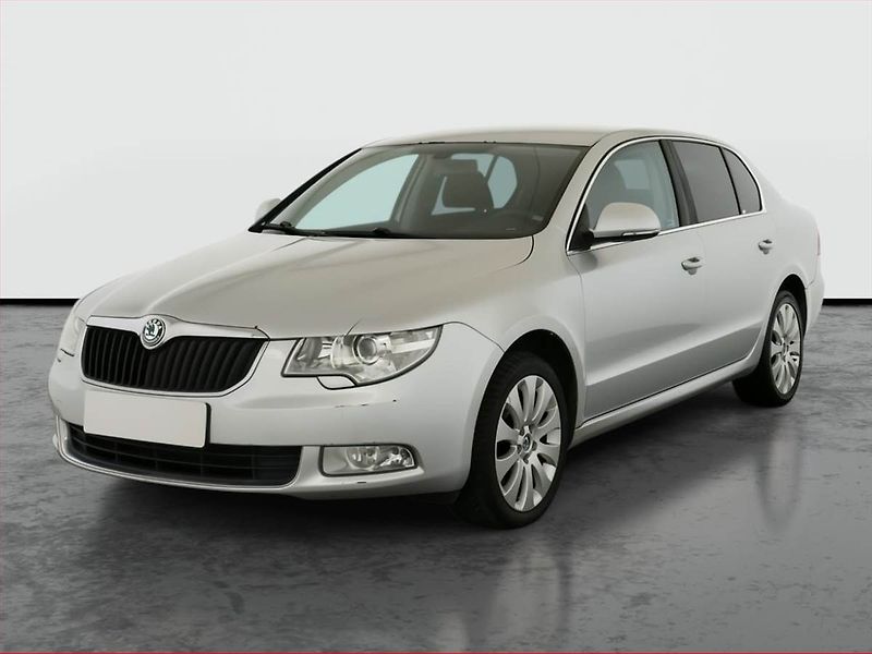 Škoda Superb (2011) 2.0 TSI, Automat, Serv.kniha - fotka 2 z 18