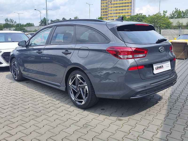 Hyundai i30 1.5 T-GDi/103 N-Line DCT MHEV - fotka 7 z 32