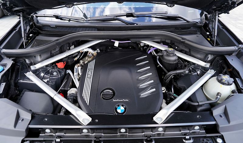 BMW X5 40d xDrive, Mpaket/21/Led/ČR - fotka 10 z 49