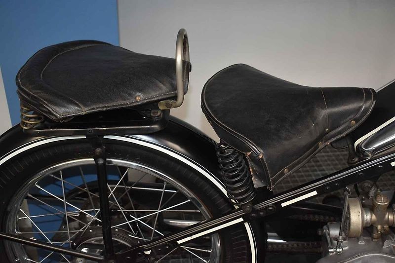 Motocykl ČZ 175 zaznamenal úspěch hned po premiéře.