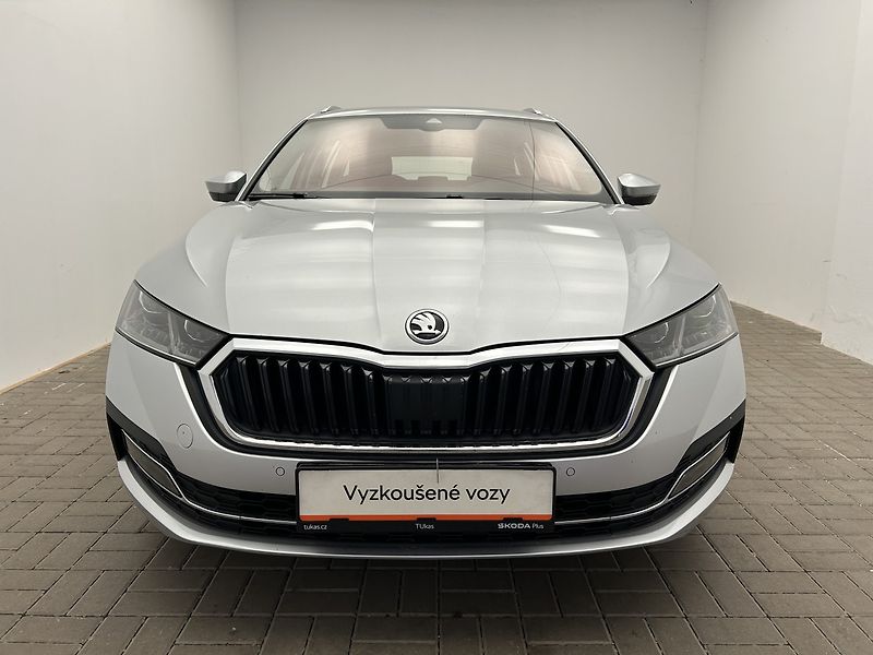 Škoda Octavia 2.0 TDI Style - fotka 4 z 27