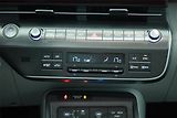 Hyundai Kona (2025) Electric 48 kWh, SoH 100% - náhled 12