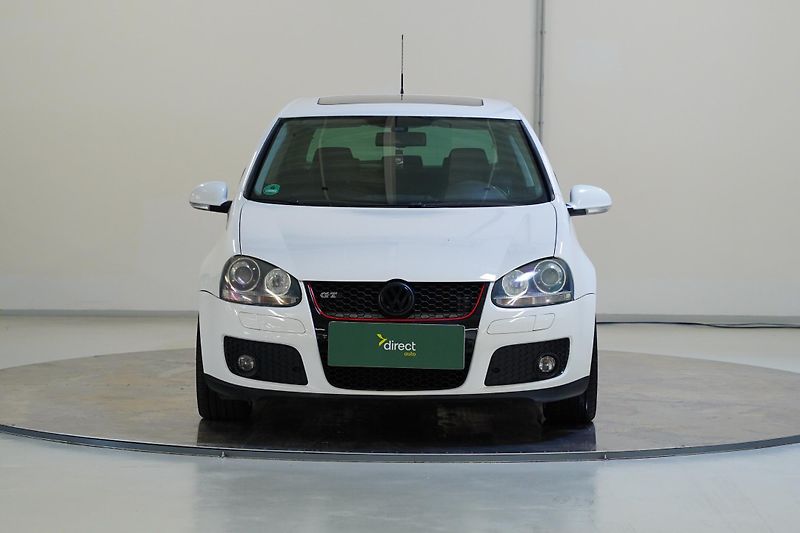 Volkswagen Golf - fotka 4 z 27