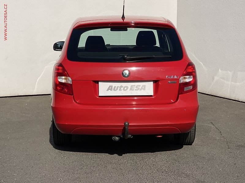 Škoda Fabia (2011) 1.2TSI, ČR, Klima - fotka 5 z 15