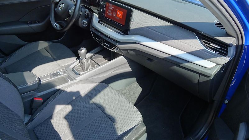 Škoda Octavia 1.5TSi Matrix  Style plus - fotka 7 z 34