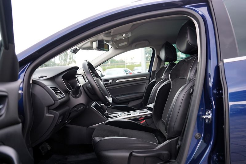 Renault Mégane 1.2 TCe automat/132 PS/ČR - fotka 21 z 43