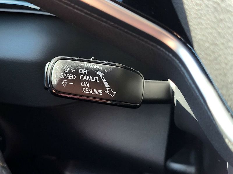 Škoda Karoq Dynamic 1,5TSI 110kW - fotka 16 z 30
