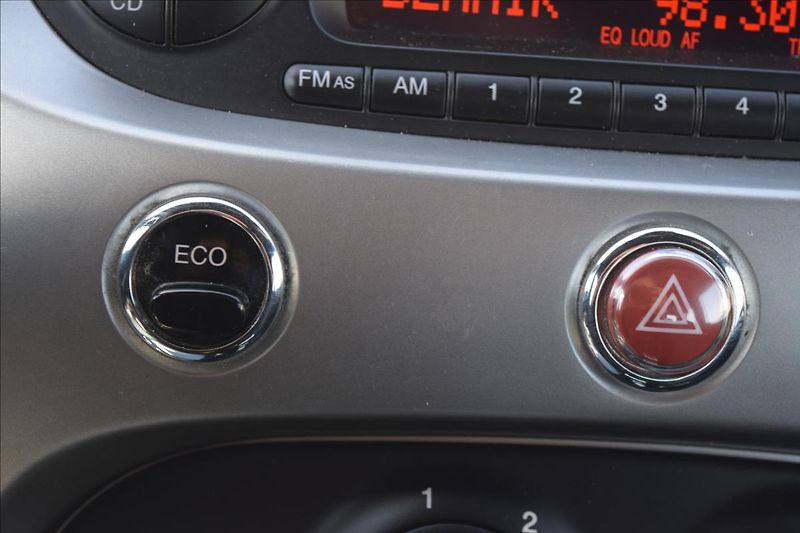 Fiat 500 0,9 i 63KW PO STK ALU KLIMA - fotka 34 z 43