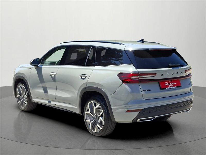 Škoda Kodiaq 2,0 TDi 142 Kw 4x4 Sportline - fotka 5 z 27