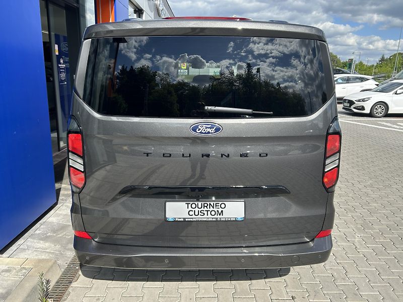 Ford Tourneo Custom Titanium L2 2.0 EcoBlue 110 kW - fotka 5 z 29