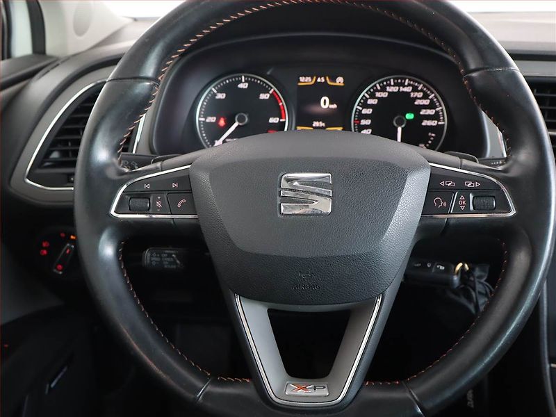 Seat Leon (2014) X-Perience 2.0 TDI, 4X4 - fotka 16 z 24