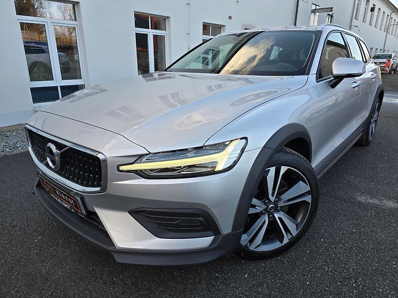 Volvo V60 184kW B5 4x4 CROSS COUNTRY - fotografie inzerátu