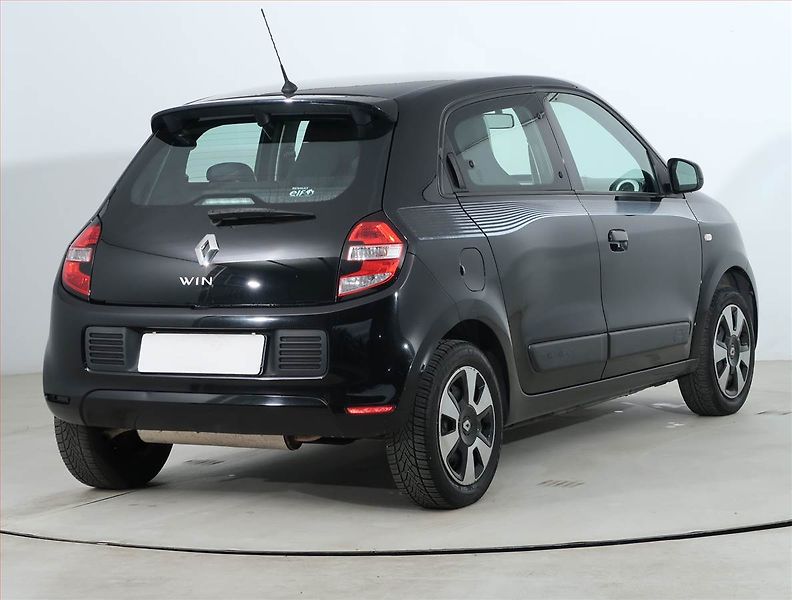 Renault Twingo (2015) 1.0 SCe, Tempomat - fotka 5 z 18