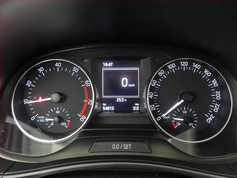 Škoda Fabia (2015) 1.2 TSI, Serv.kniha - fotka 11 z 14