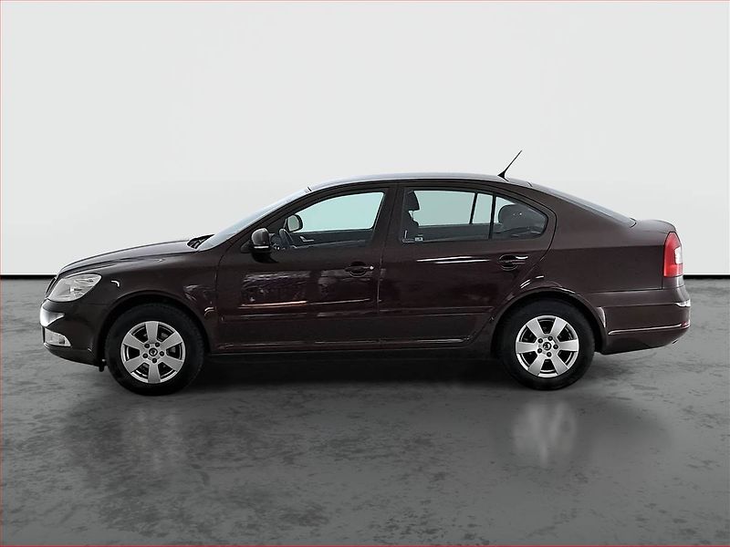 Škoda Octavia (2012) Elegance 1.6 TDI, Tempomat - fotka 3 z 14