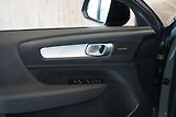 Volvo XC40 B4 PLUS Dark, 360°, LED Pixel - náhled 21