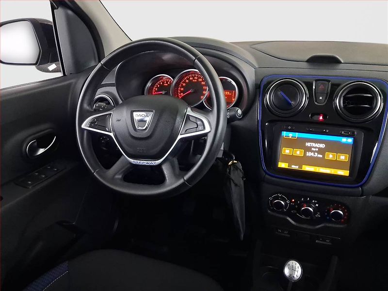 Dacia Lodgy (2021) Stepway 1.5 Blue dCi, 7 míst - fotka 7 z 18