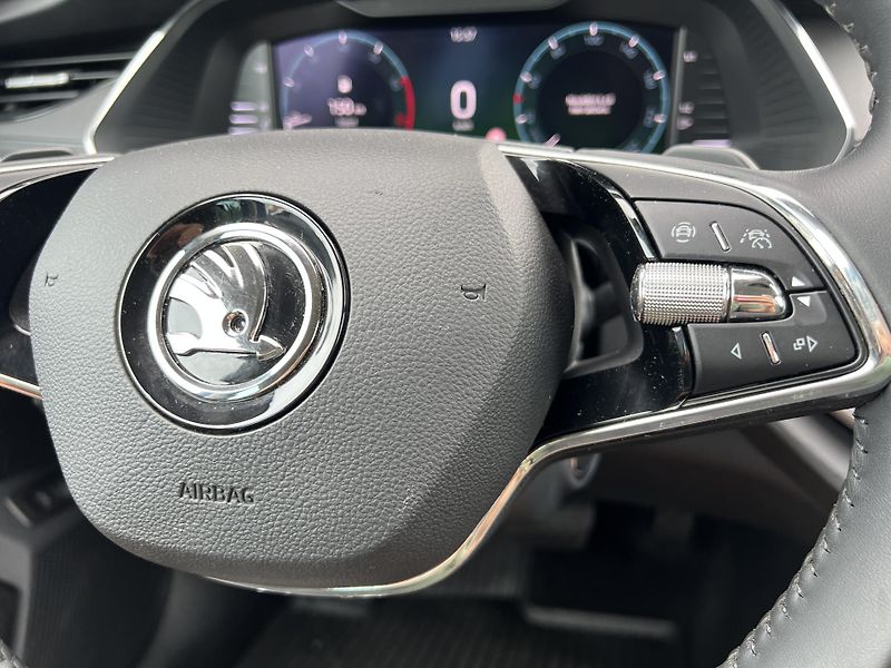 Škoda Octavia Top Selection 1.5TSi 110kw DSG - fotka 20 z 51