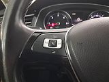 Volkswagen Passat (2016) Highline 2.0 TDI, Kůže, Navi - náhled 21