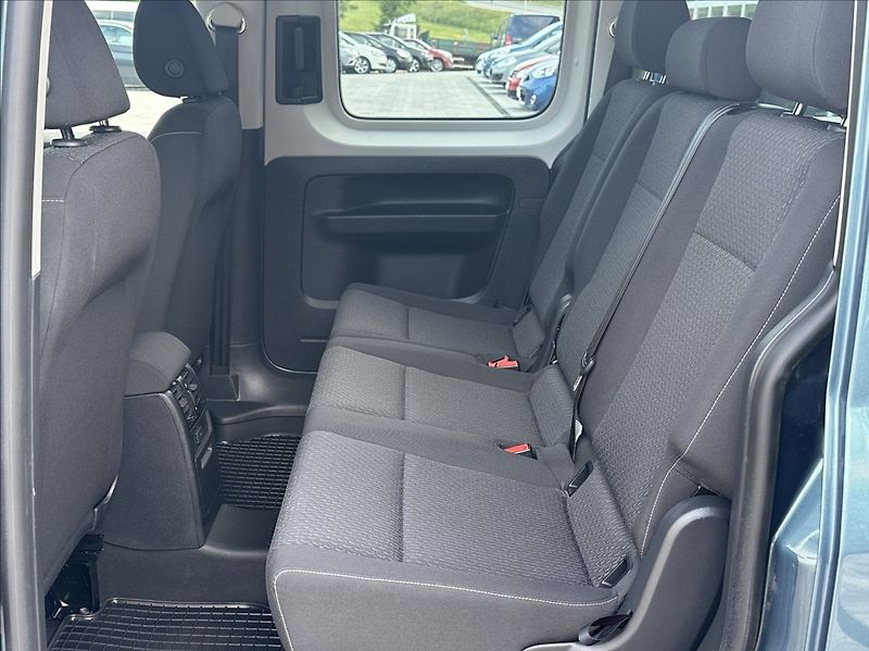 Volkswagen Caddy 2,0 TDI 122PS  Trendline 4x4 - fotka 14 z 47