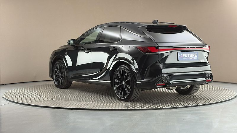 Lexus RX 500h AUT 4x4 F Sport Plus - fotka 2 z 35