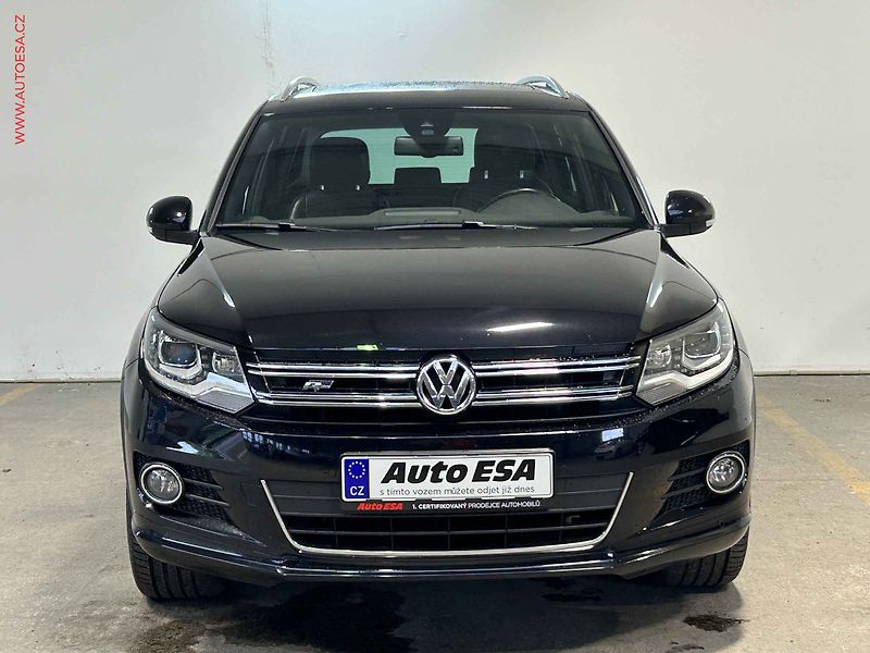 Volkswagen Tiguan (2014) 2.0 TDi 4x4, R-Line, bixen - fotka 2 z 17