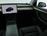 Tesla Model Y (2022) Long Range AWD 79kWh, SoH 90% - náhled 8