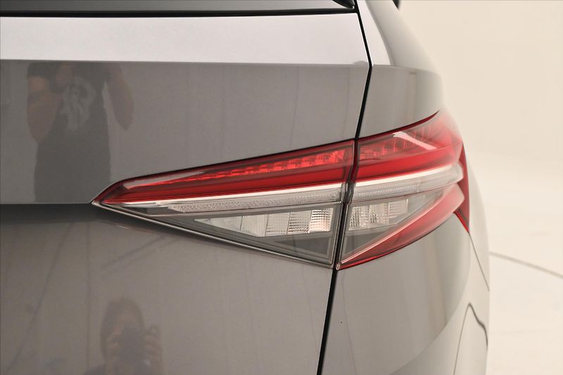 Škoda Kodiaq 2,0 TDI 110 kW DSG  PANORAMA Z - fotka 31 z 32