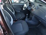 Dacia Logan (2016) 1.2 16V - náhled 9