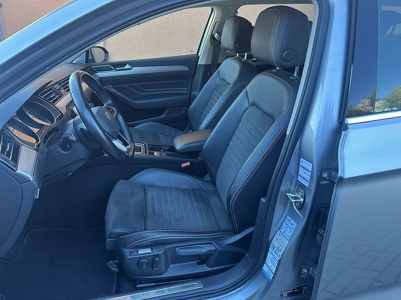 Volkswagen Passat 2.0 TDi 110kW serviska - fotka 17 z 28