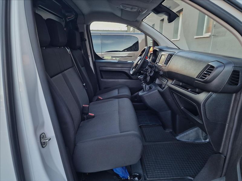 Opel Vivaro 1.5CDTI 88kW, původ ČR,1.Maj. - fotka 14 z 46