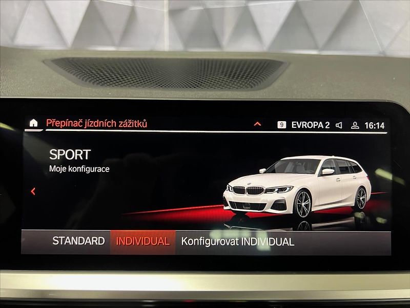 BMW Řada 3 320d xDrive M-PAKET, WEBASTO - fotka 20 z 30
