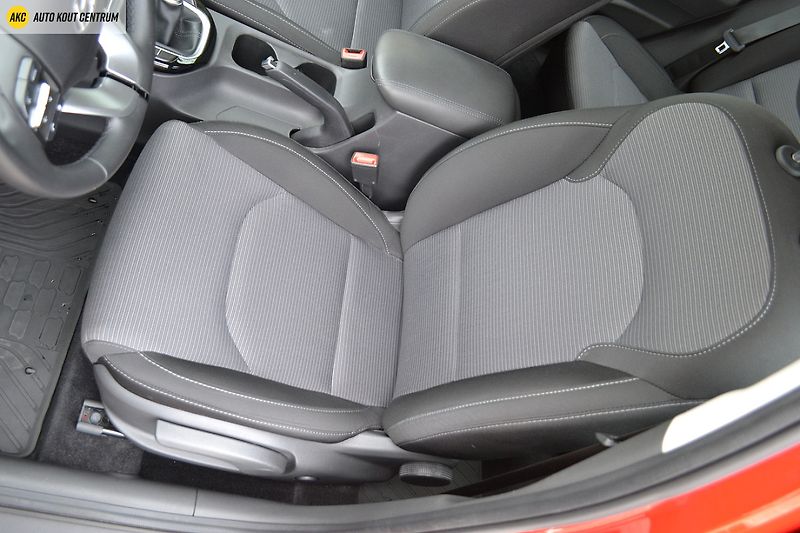 Hyundai i30 WG 1,5I MT SMART FL NAVI - fotka 19 z 44
