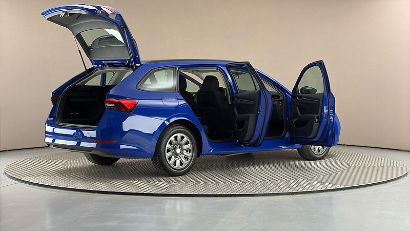 Škoda Octavia 2.0 TDI Ambition Combi - fotka 6 z 27