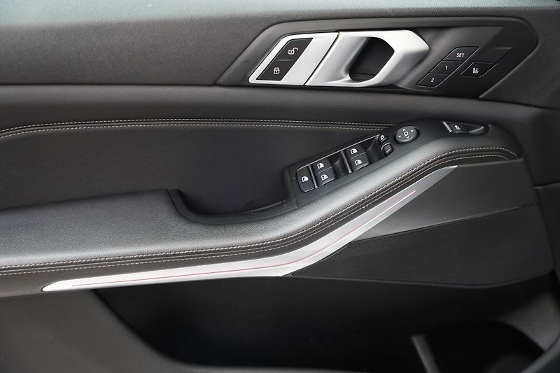 BMW X5 - fotka 12 z 26