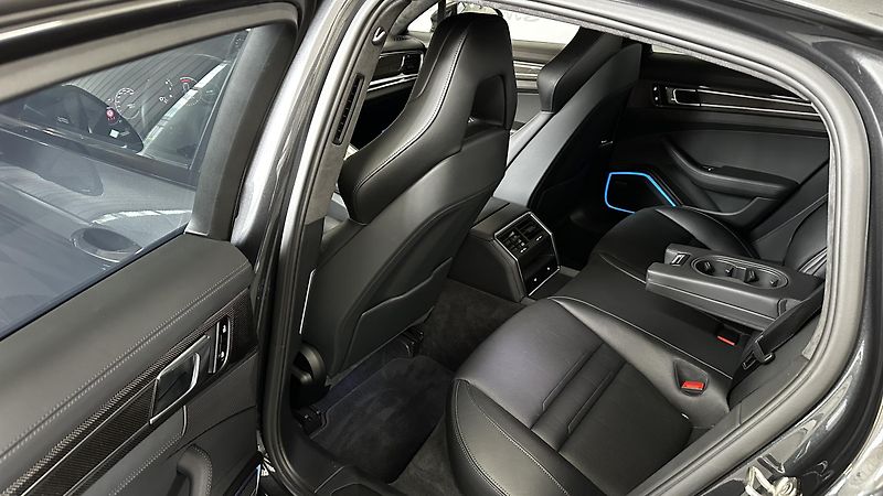 Porsche Panamera TURBO S / ZÁRUKA / TOP STAV - fotka 23 z 50