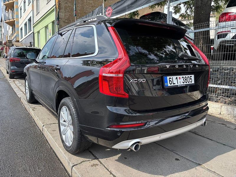 Volvo XC90 D5/2019/MOMENTUM.DPH.ZÁRUKA 12 - fotka 4 z 58