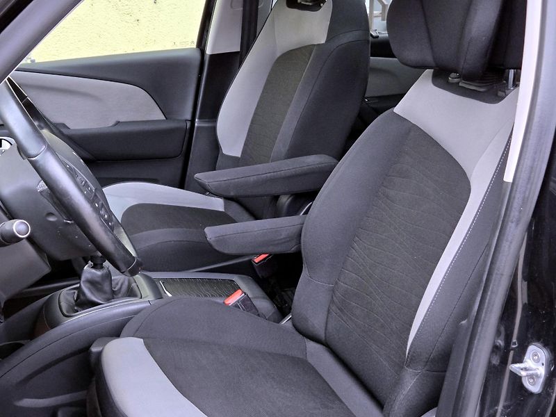 Citroën Grand C4 SpaceTourer eHDi Business+ *SERV.KN*7m    - fotka 28 z 45