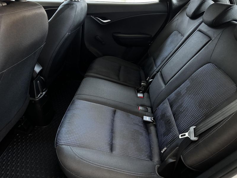 Hyundai ix20 (2019) 1.6i 91 KW - CZ - 1.Majitel - fotka 17 z 18