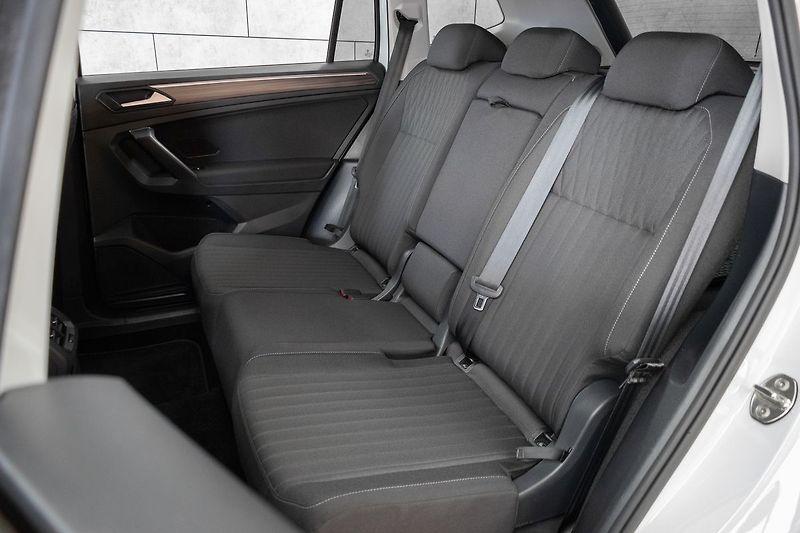 Volkswagen Tiguan Allspace 1.5 TSI DSG*VIRTUAL*DPH*ČR 1.M - fotka 14 z 44