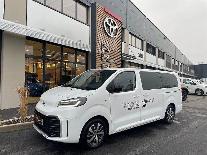 Toyota ProAce Verso 2.0D-4D 144HP M/T Business 8S - fotka 1 z 30
