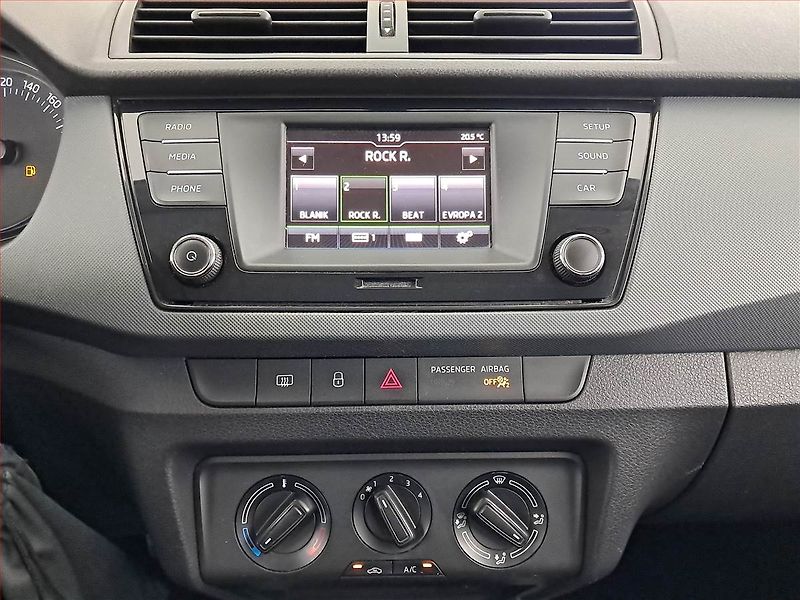 Škoda Fabia (2015) 1.4 TDI, Serv.kniha - fotka 12 z 14