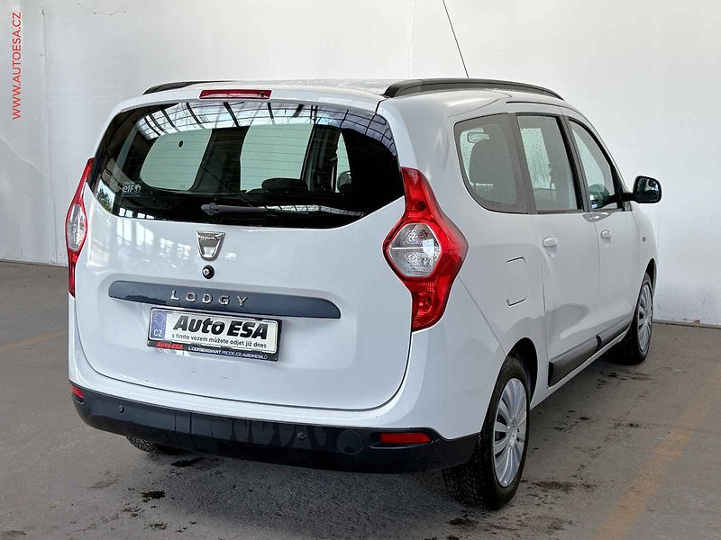 Dacia Lodgy (2016) 1.5 dCi, Ambiance - fotka 4 z 13