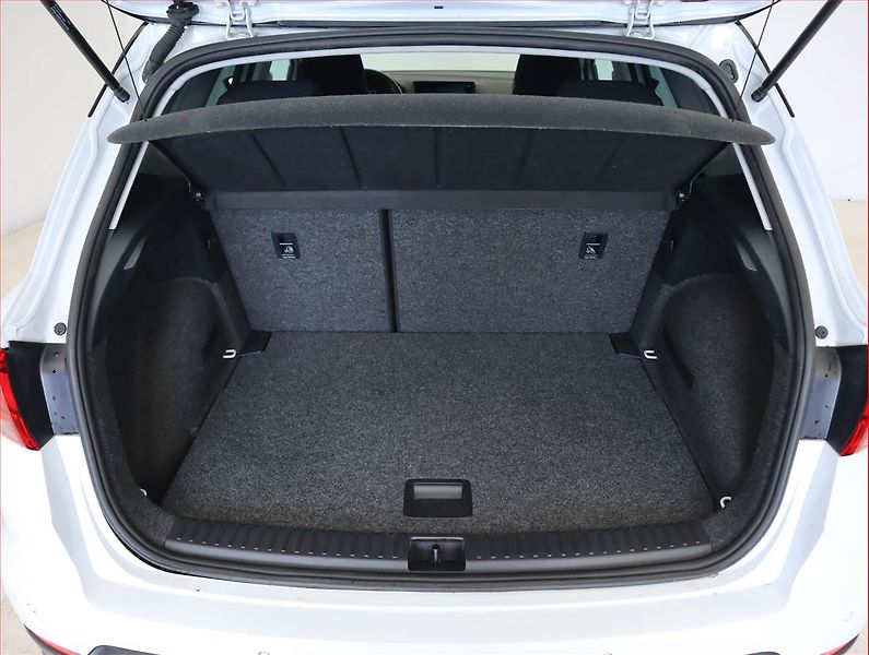 Seat Arona (2022) Xperience 1.0 TSI, Automat - fotka 14 z 21
