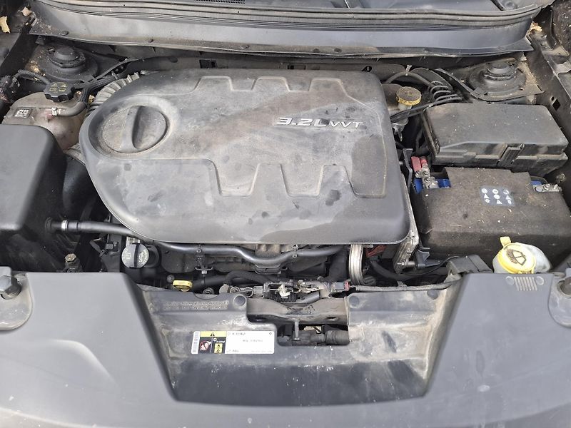 Jeep Cherokee (2014) 3,2 L V6 TRAIL RATED - fotka 10 z 16
