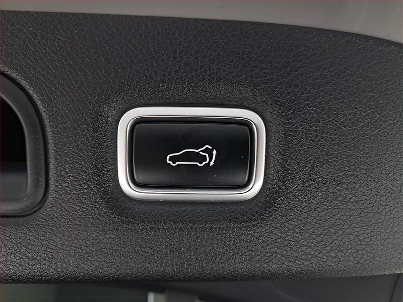 Kia Stinger (2022) 3.3 T-GDI - fotka 19 z 19