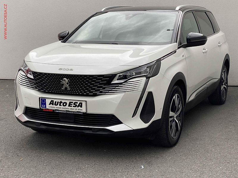Peugeot 5008 (2023) 1.2 PT, GT, AT, LED, TZ - fotka 3 z 19